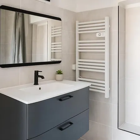 Апартаменты Appart Hotel Chambre Privee Avec Espace Commun Centre Rouen Linge Et Menage Inclus 3 Chambre Privee Руан