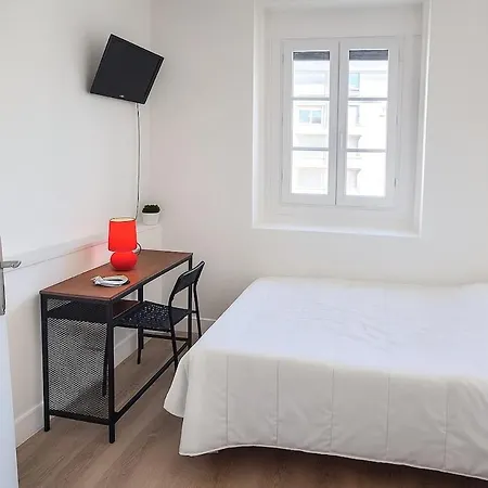 Апартаменты Appart Hotel Chambre Privee Avec Espace Commun Centre Rouen Linge Et Menage Inclus 3 Chambre Privee