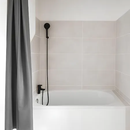 Apartamento 3 Privée Avec Espace Commun Centre Linge Et Ménage Inclus Privée Ruão