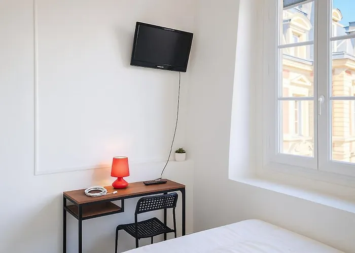 Appart Hotel Chambre Privee Avec Espace Commun Centre Rouen Linge Et Menage Inclus 3 Chambre Privee * Руан