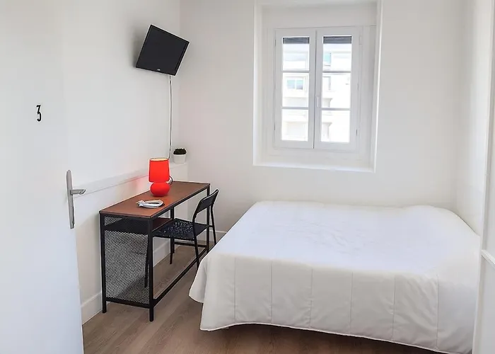 Апартаменты Appart Hotel Chambre Privee Avec Espace Commun Centre Rouen Linge Et Menage Inclus 3 Chambre Privee